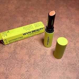 WYN BEAUTY • Lipstick • Whisper